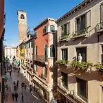 Family In Rialto - Centro Citta Full Optional