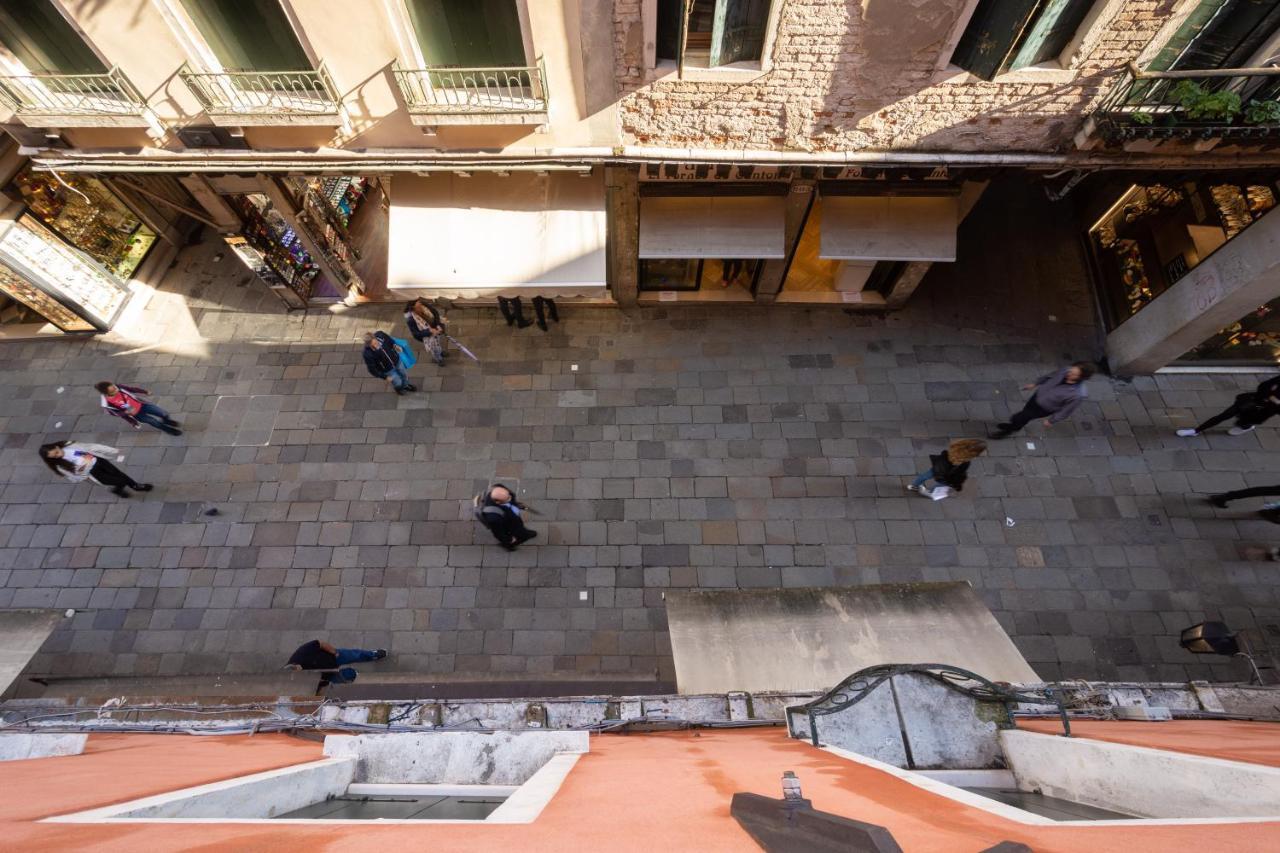 Family In Rialto - Centro Citta Full Optional Apartment